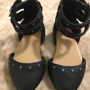NWOT Baby Black studded flats